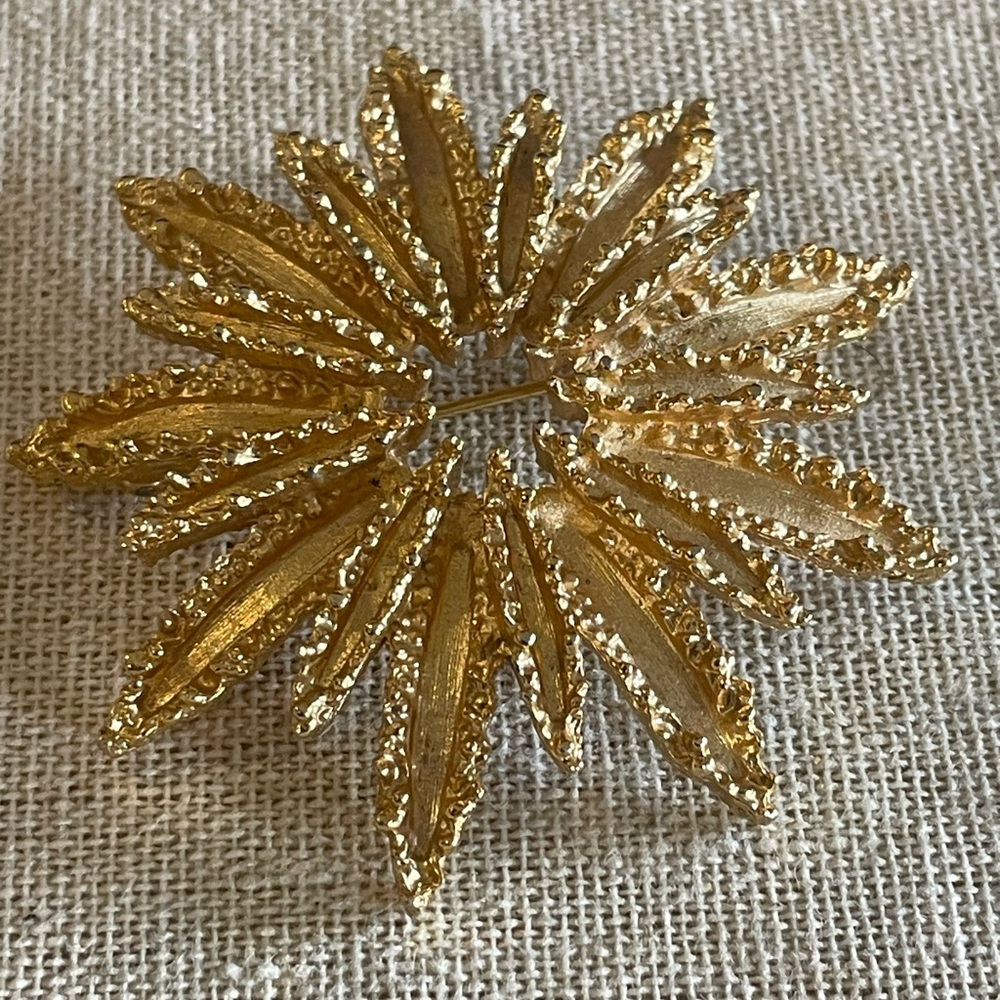 Vintage Avon Starburst Brooch - 1960s